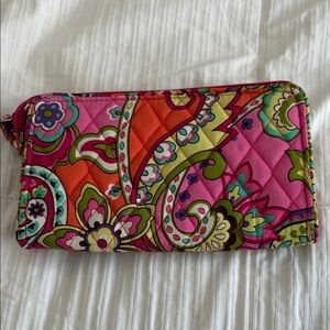 Vera Bradley Quilted Floral Wristlet Wallet Pink Multicolor Organizer